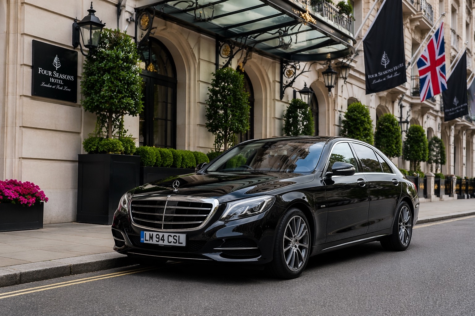 hourly chauffeur service in London outside luxury hotel